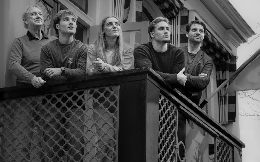 &GAGEMENT ‘BREEKT’ MET ONLINE EN GAAT 2026 OFFLINE VERDER.